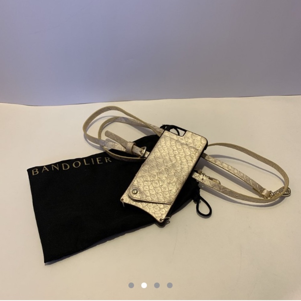 AUTHENTIC BANDOLIER IPHONE 6/6s CASE/CROSSBODY💸